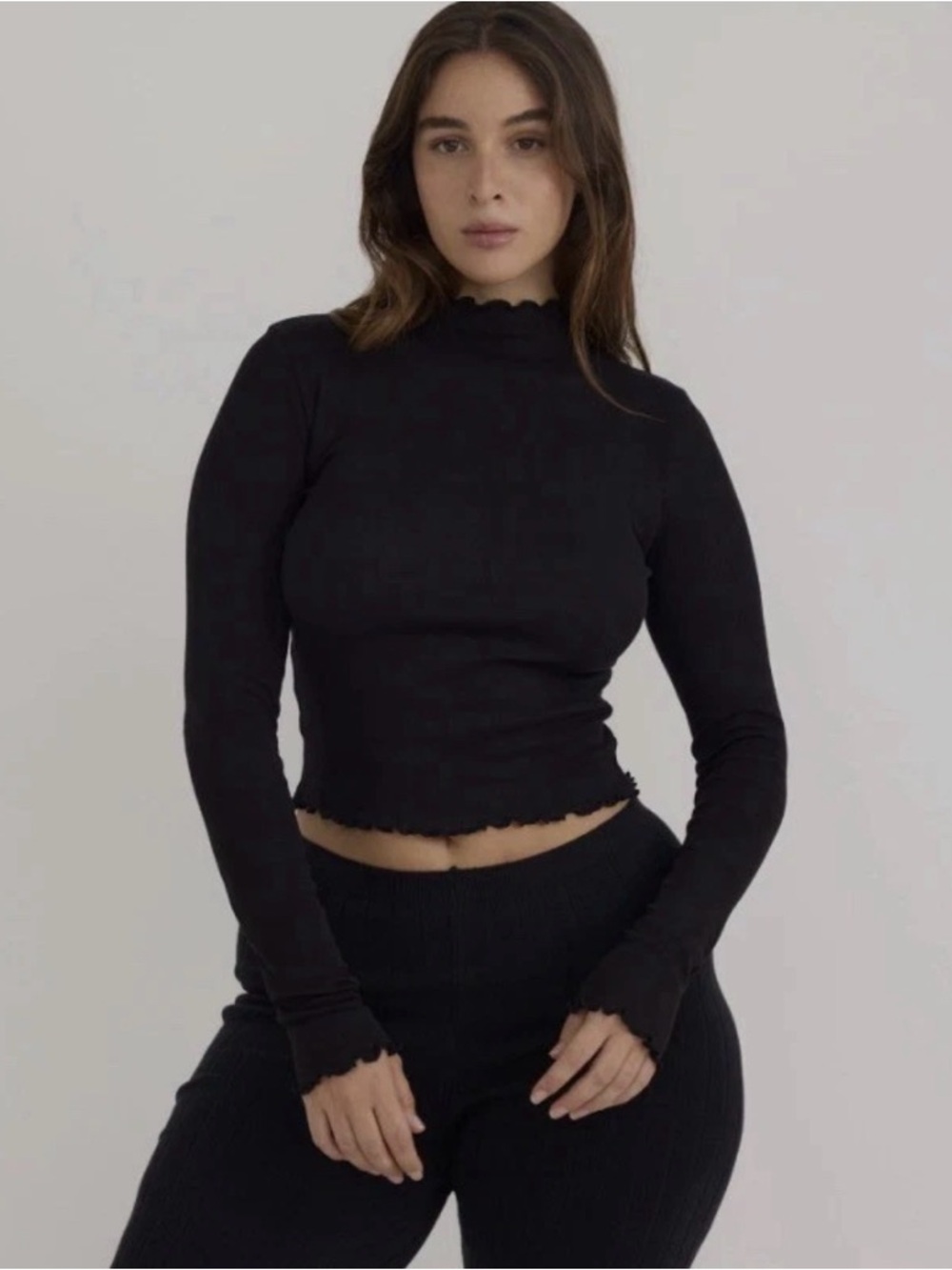 Altar'd State Black Ribbed Lettuce-Edge Long Sleeve Crop Top RUNS SMALL
